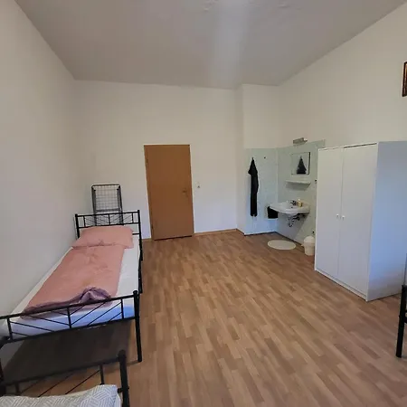 Ferienwohnung Graf Kuno Unterkuenfte Bruchsal Exterior foto